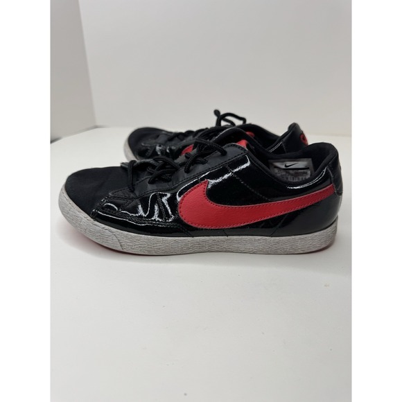 Nike Other - NIKE BLAZER LOW (GS) BLACK RED AO1033 001 KIDS US 3Y Heart Embroidery 2017
